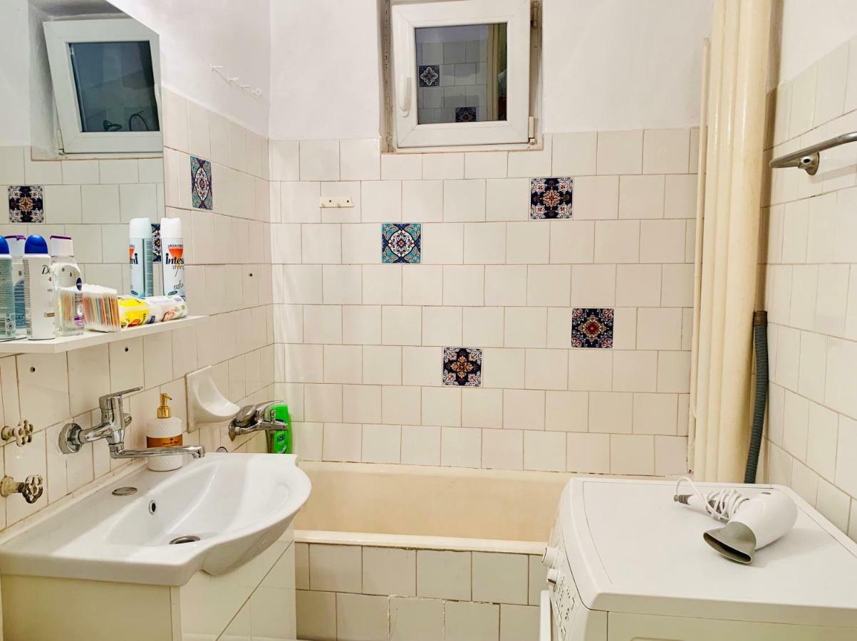 Ultracentral Apartment With All You Need: Wifi, Tv, Ac, Washer, Coffe 蒂米什瓦拉 外观 照片
