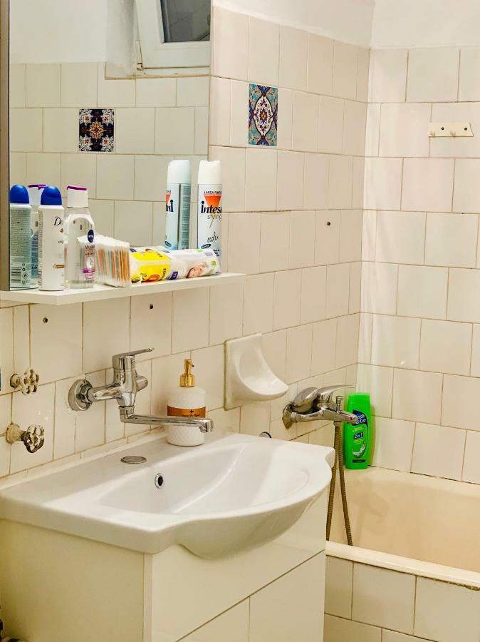 Ultracentral Apartment With All You Need: Wifi, Tv, Ac, Washer, Coffe 蒂米什瓦拉 外观 照片